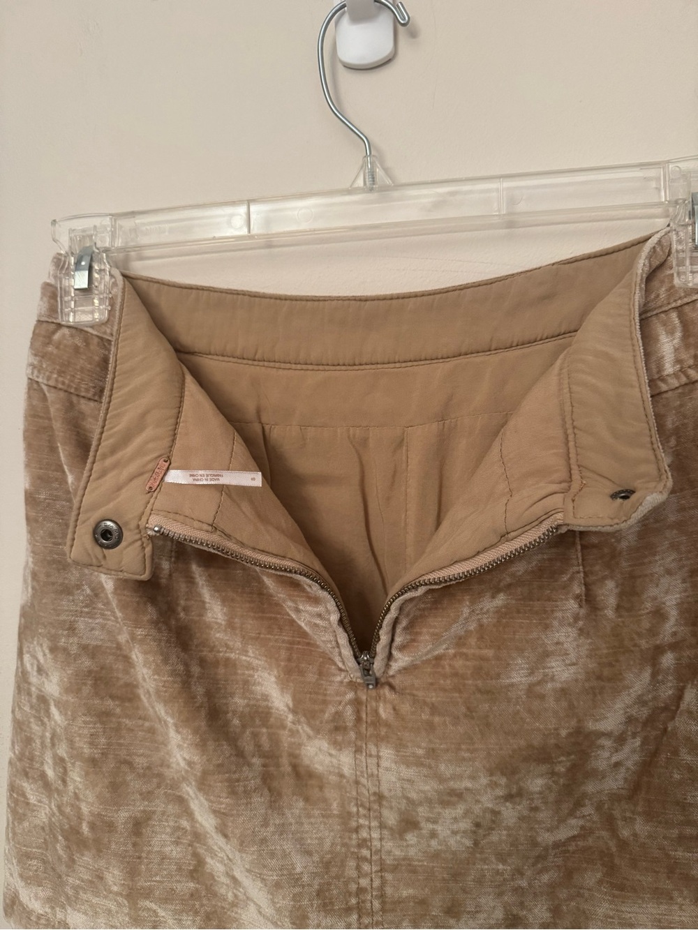 Free People Dust To Dust Velvet Mini Skirt Womens Size 8 Tan Zip Pocket Boho - Picture 5 of 7
